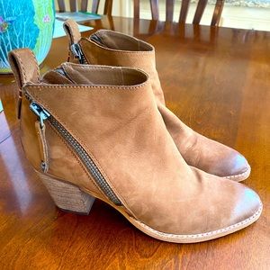 Dolce Vita booties